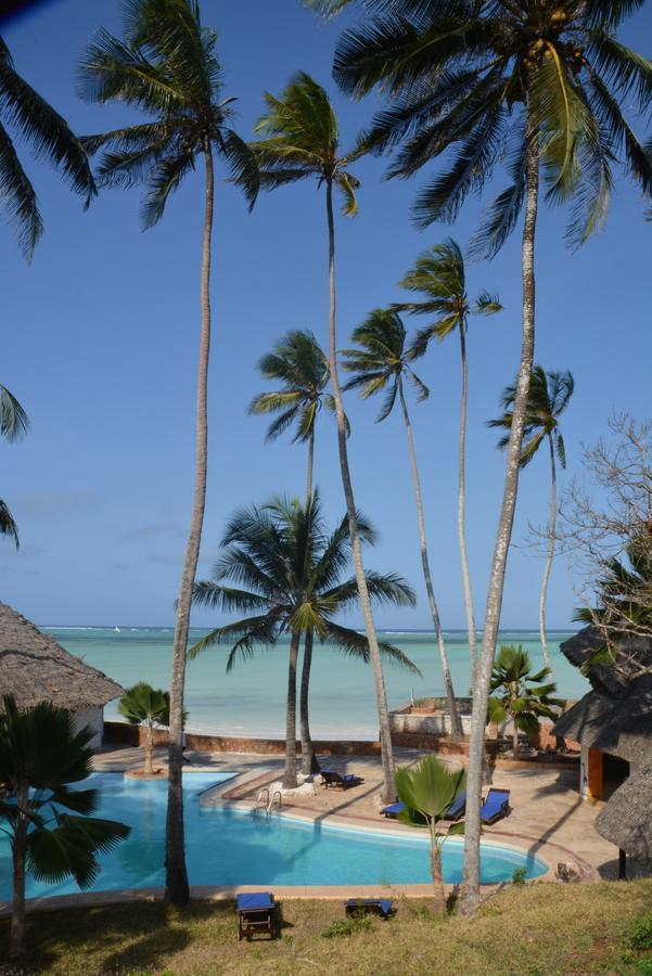 Coral Reef Resort Pwani Mchangani Exterior foto